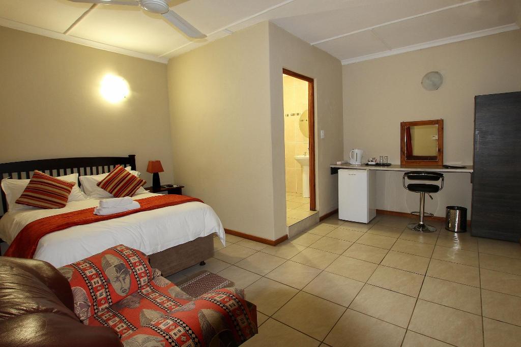 Kuruman Inn By Country Hotels