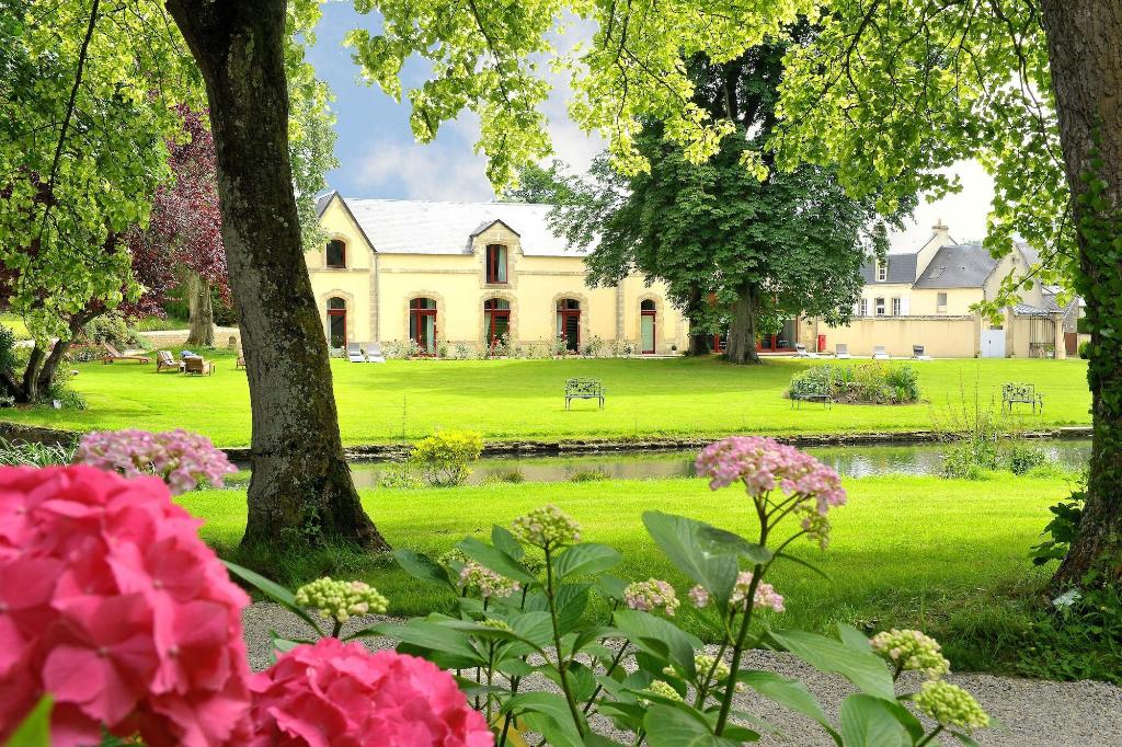 Chateau De Bellefontaine