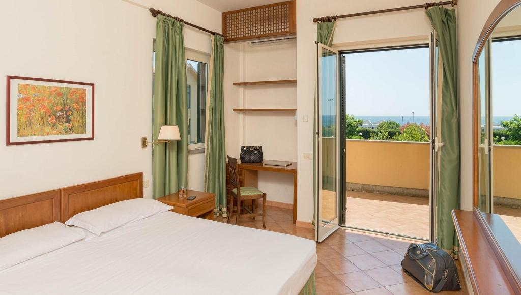 Hotel Baia Del Sole
