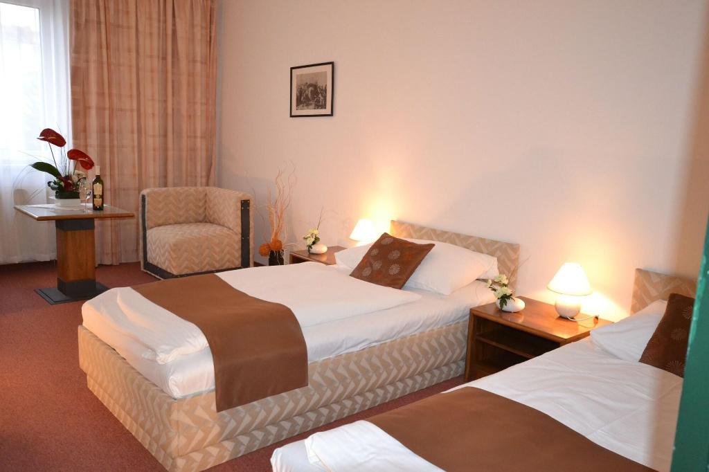 A-Austerlitz Hotel