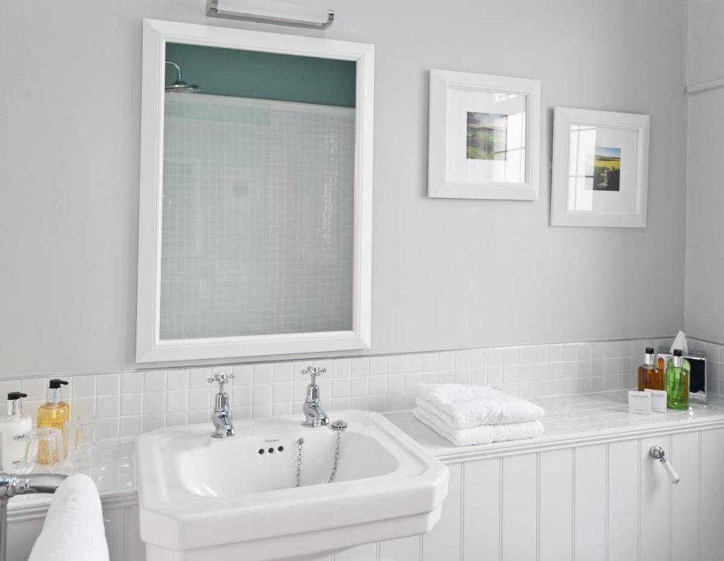 Bath Arms Hotel