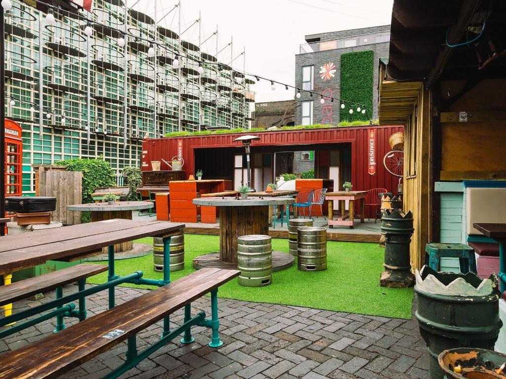 Old Crown Hotel - General view