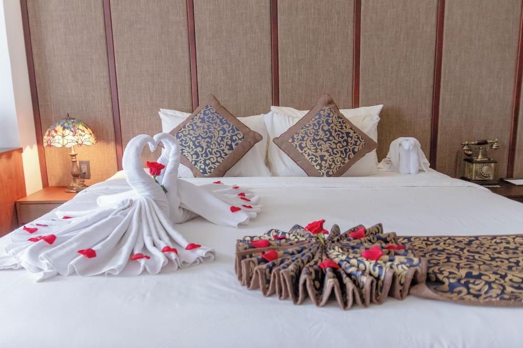 Dong Duong Hotel
