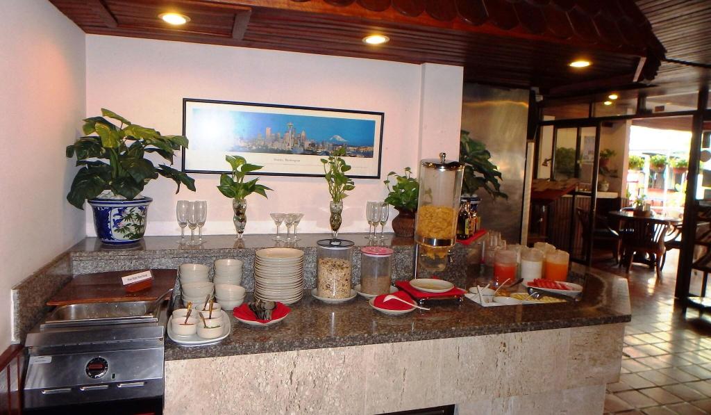 Karon Café Inn