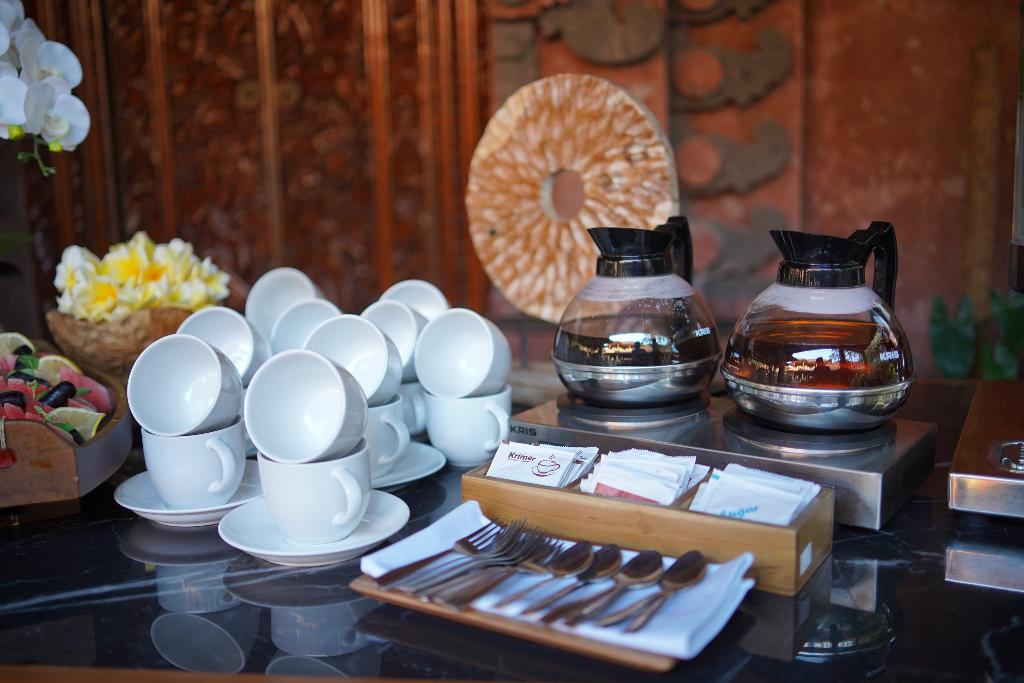 Hotel Suka Beach Inn by ZUZU, Indonesien, Kuta. Großes 26