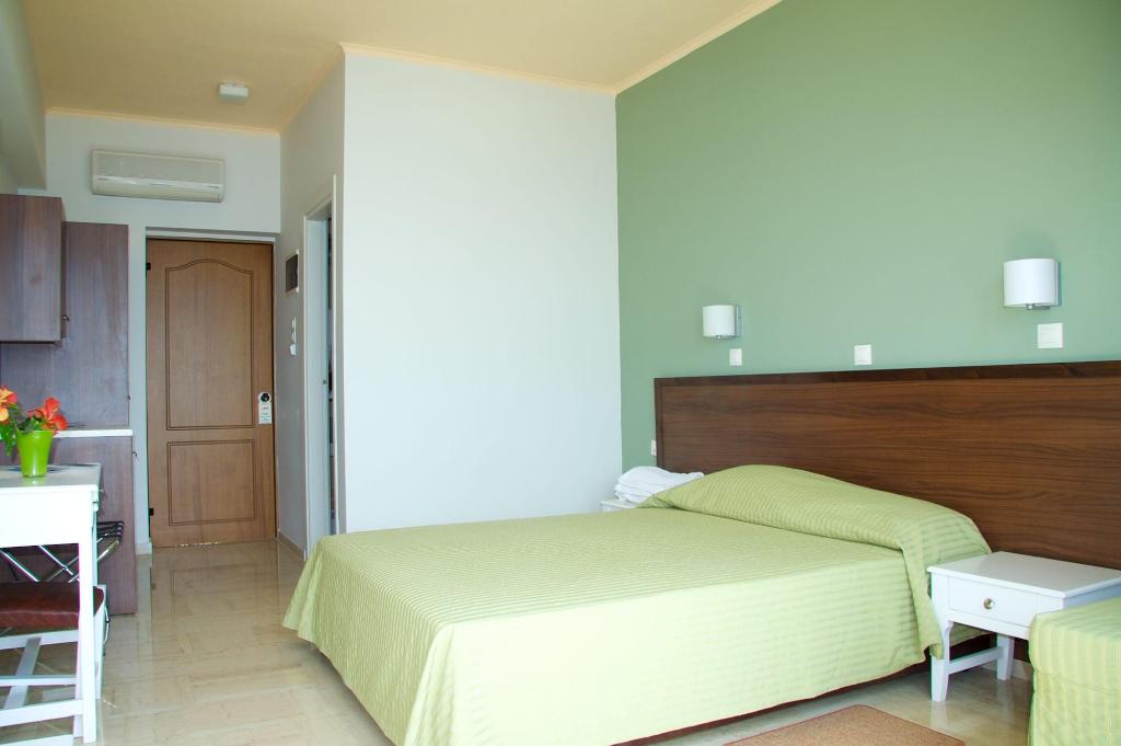 Horizon Beach Hotel