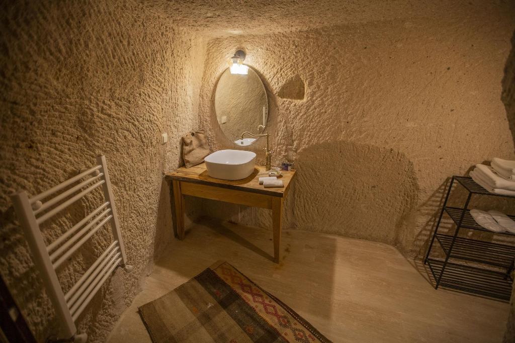 Lava Cappadocia Cave Hotel