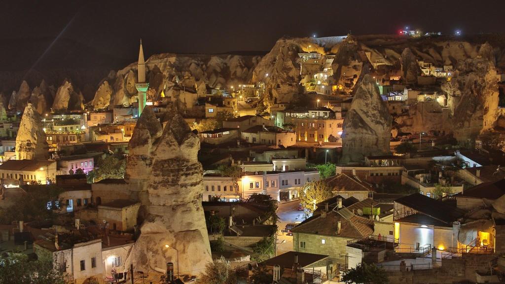 Maccan Cave Hotel