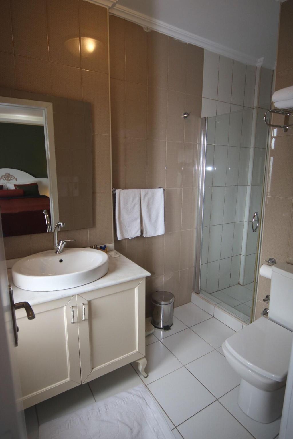Hotel Away Suite