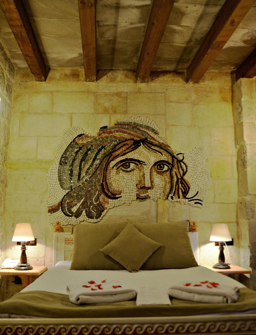 Caftan Cave Suites