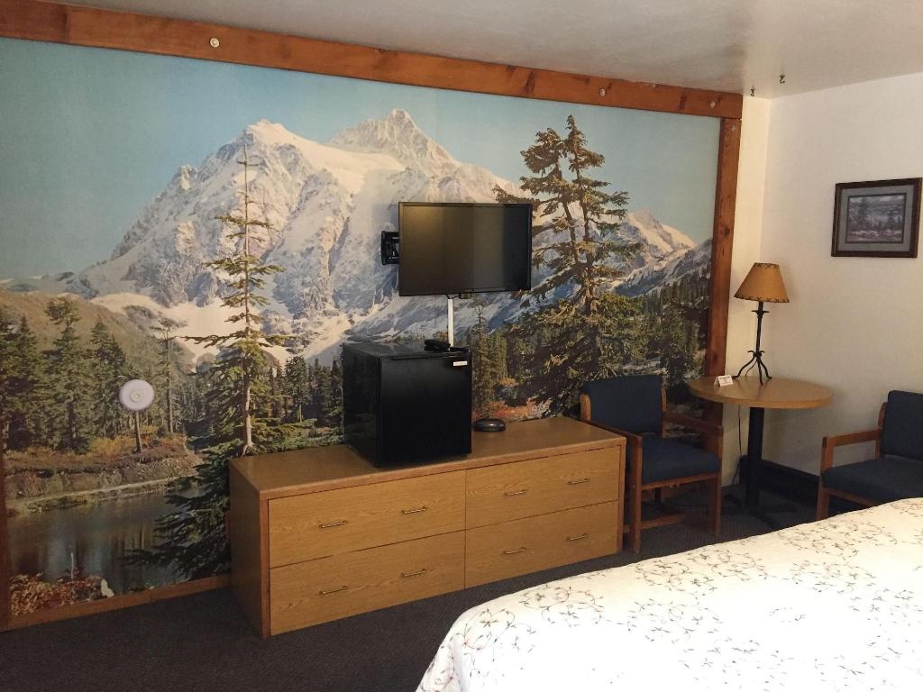 Holiday Lodge