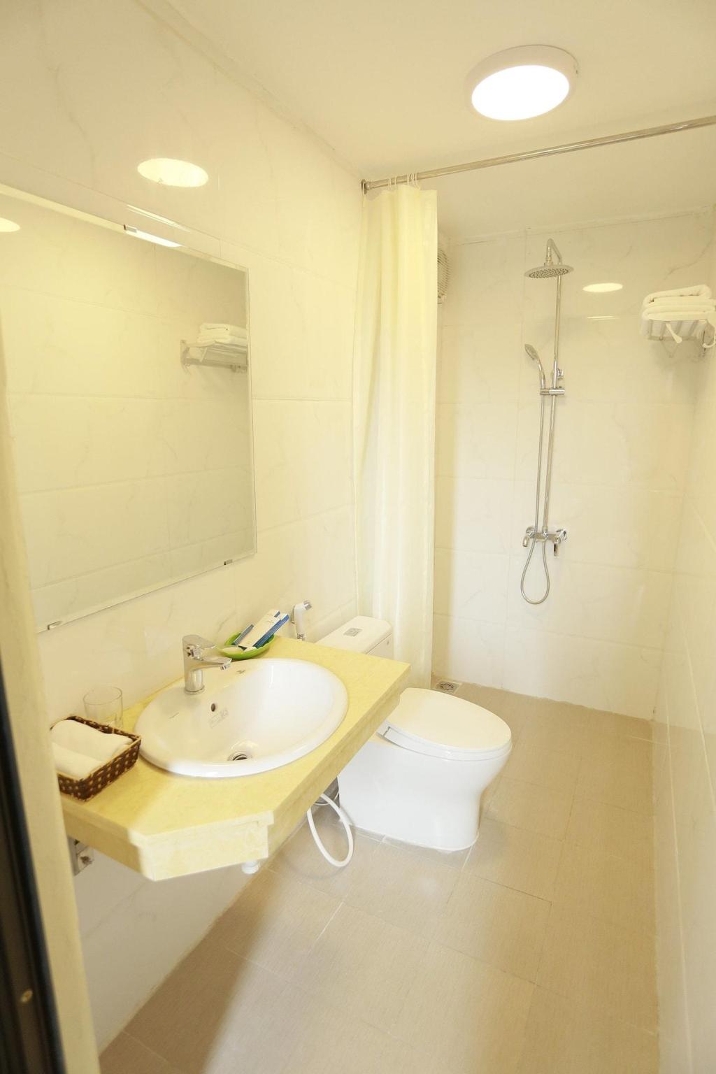 Anova 2 Hotel