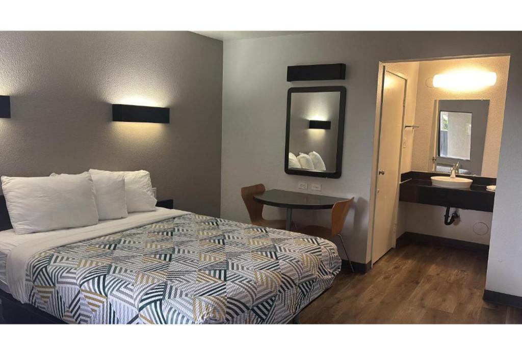 Motel 6 Watsonville, CA - Monterey Area