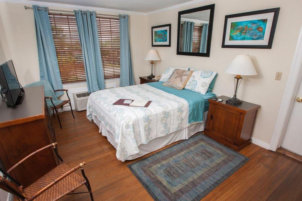 Seminole Inn