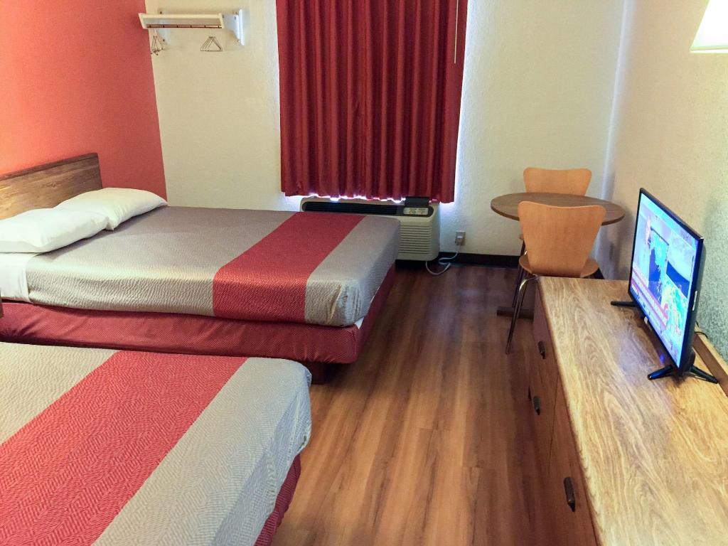 Motel 6 Arkadelphia, AR