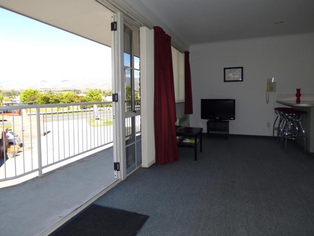 Alexandra Heights Motel