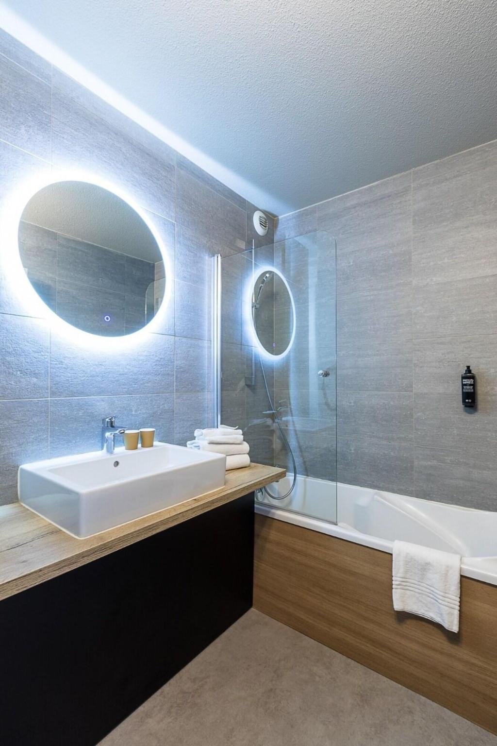 ibis Styles Crolles Grenoble A41
