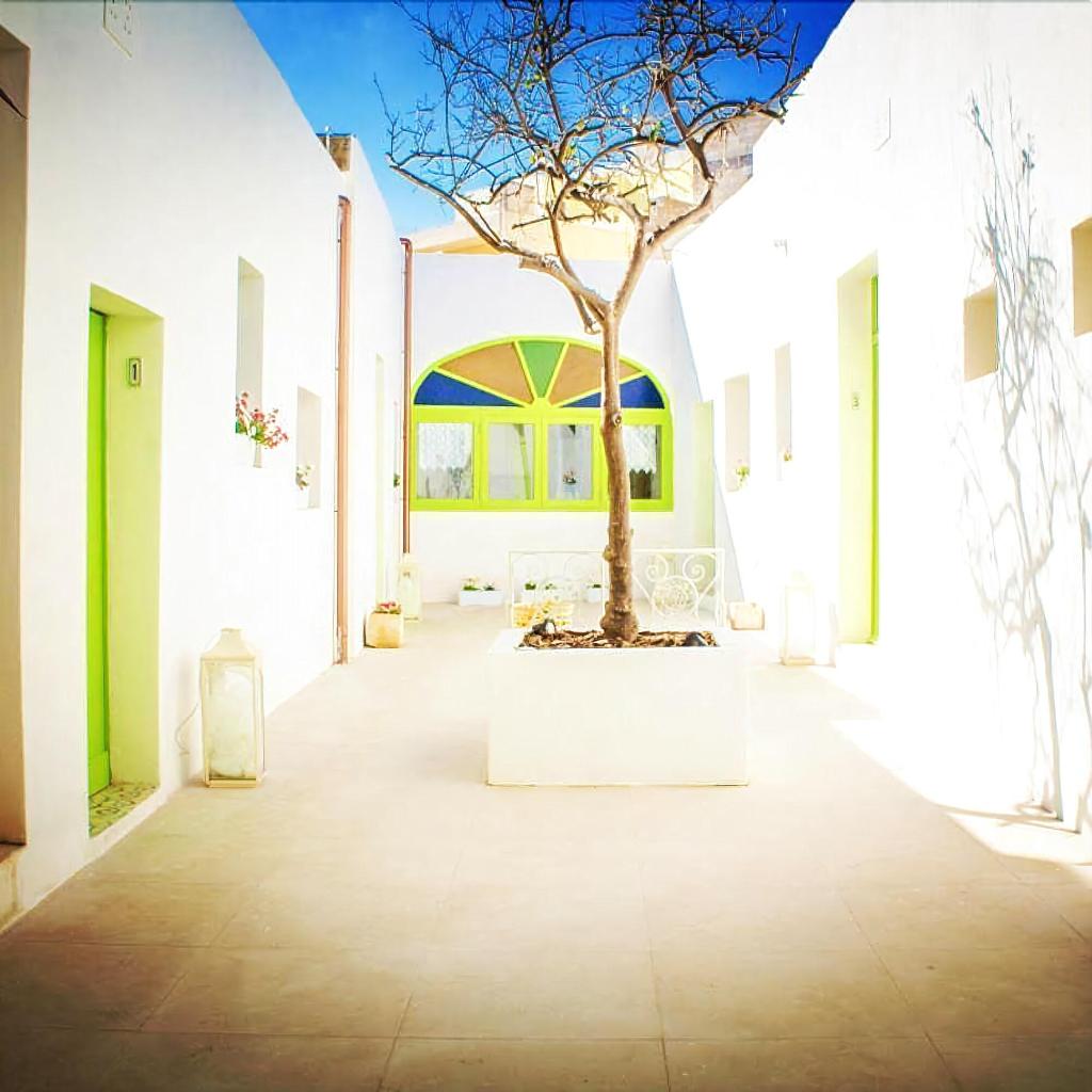 Lemon Tree Bed & Breakfast by CX Collection — property photo 1