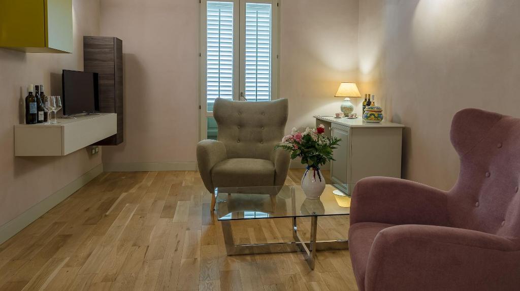 De Gregorio Suites