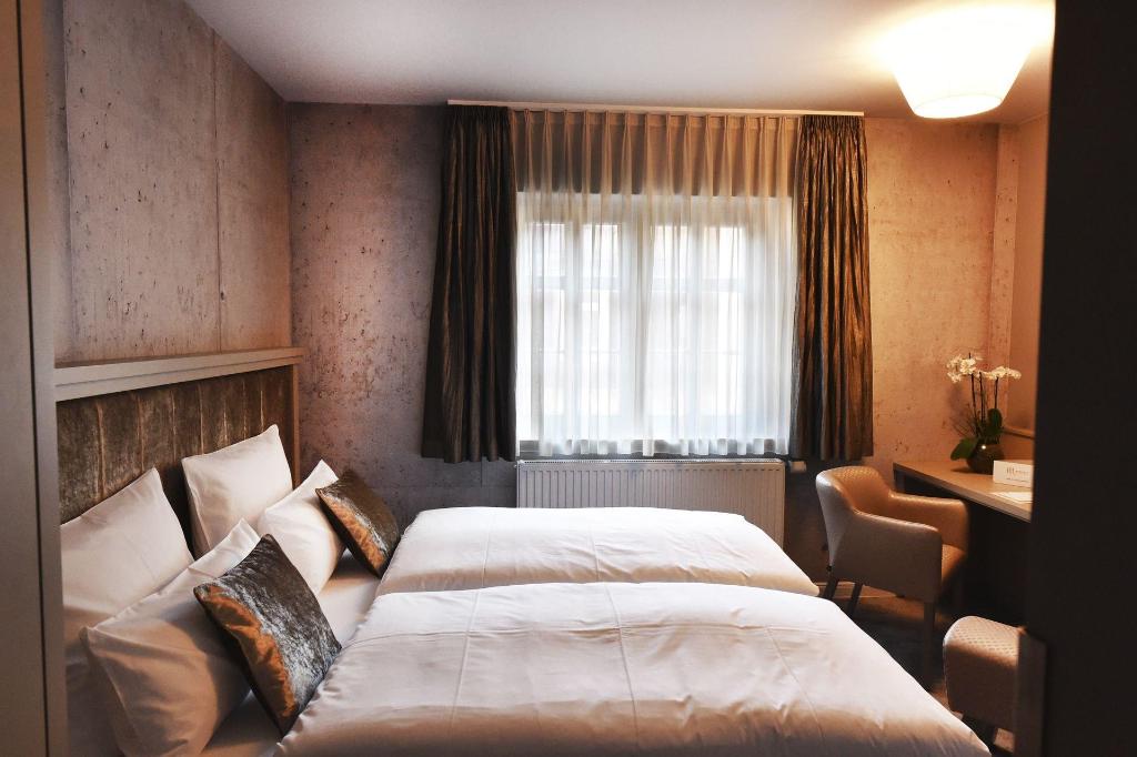 Moments Boutique Hotel
