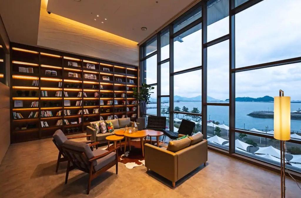 Darakhyu Yeosu Capsule Hotel By Walkerhill - Sports and Entertainment