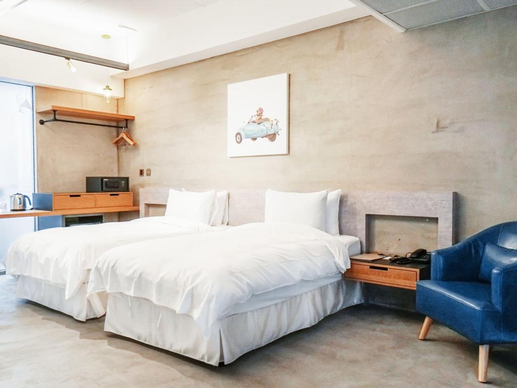 Thinker Hotel