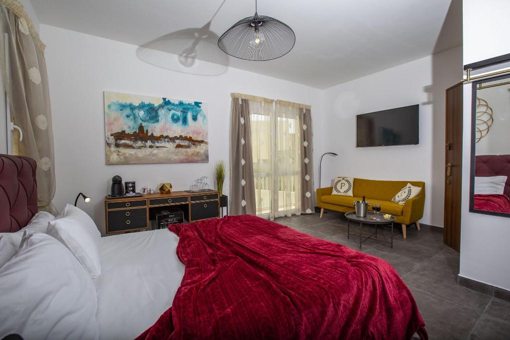 Pjazza Suites Boutique Hotel