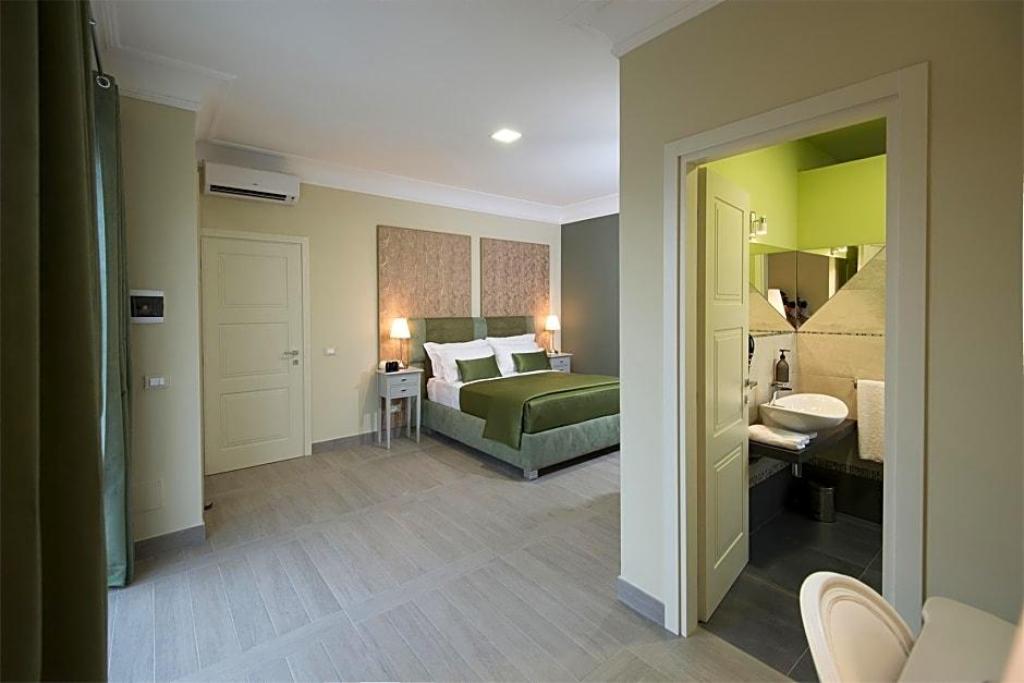 Halex Room&food