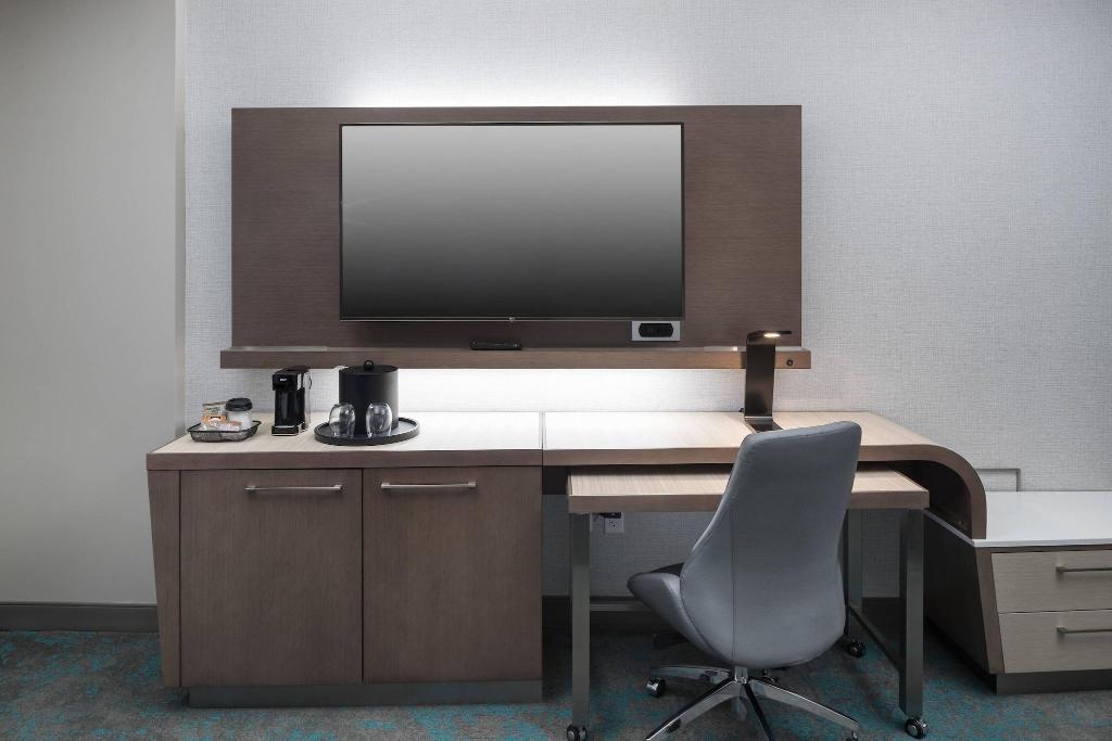 Courtyard by Marriott Houston Heights/I-10