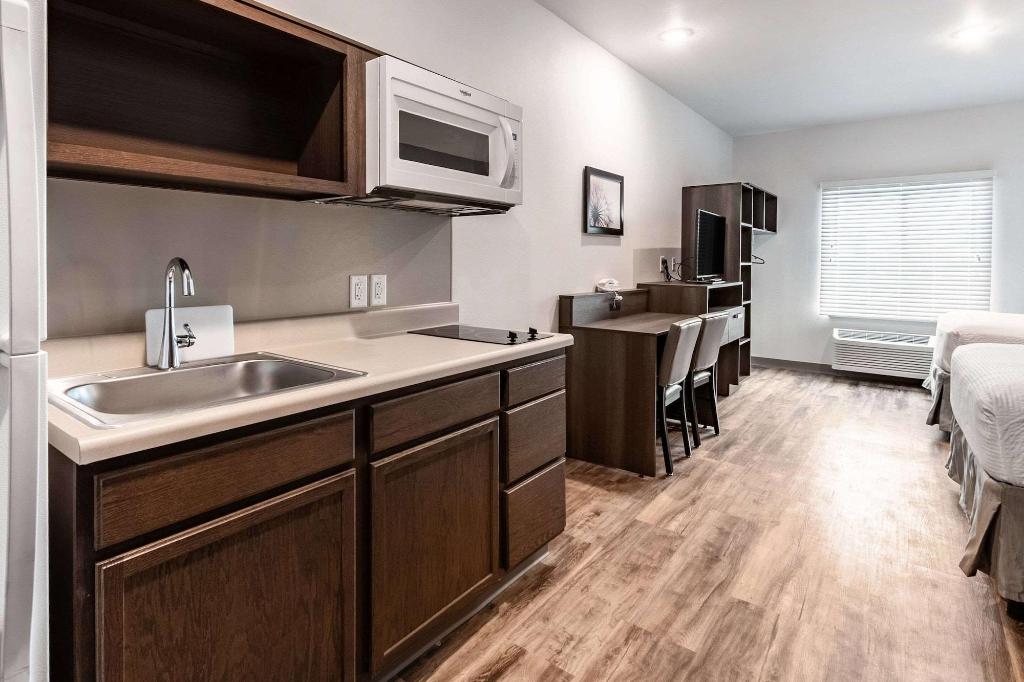 Woodspring Suites Indianapolis Zionsville