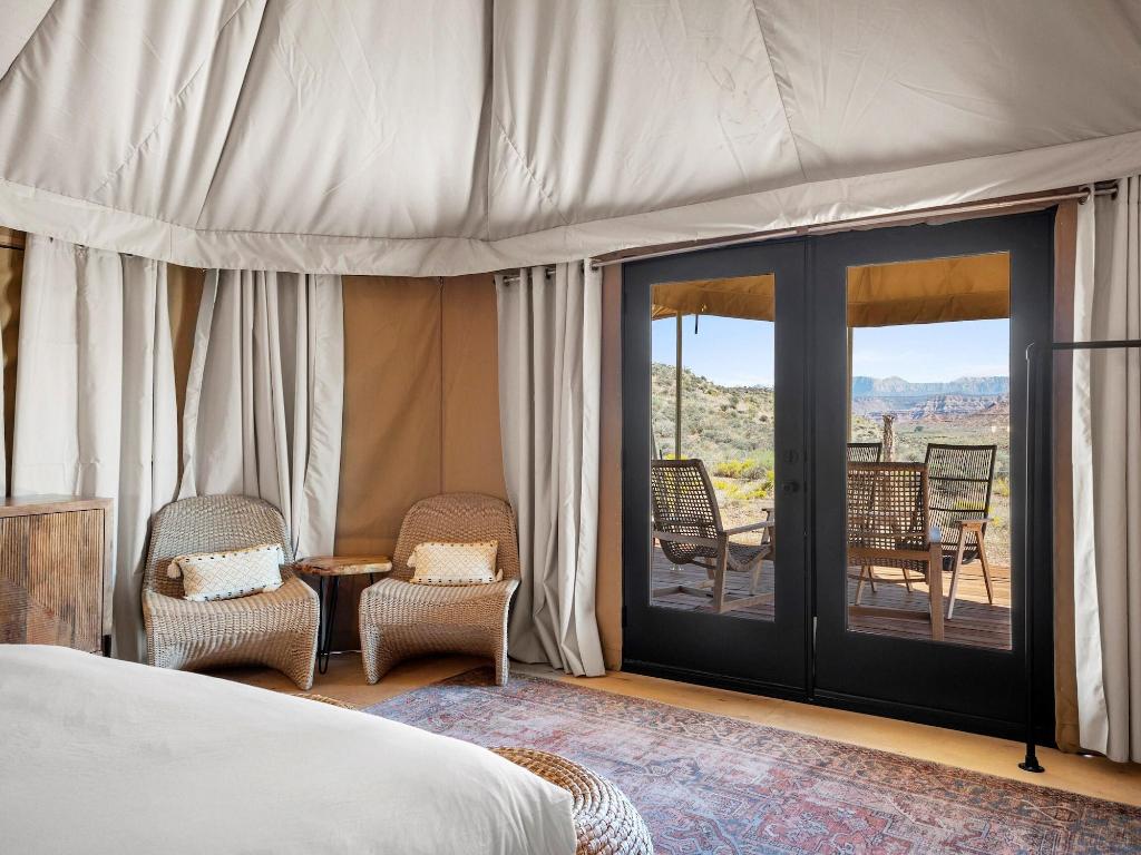 Zion Wildflower Resort, WorldHotels Backdrop