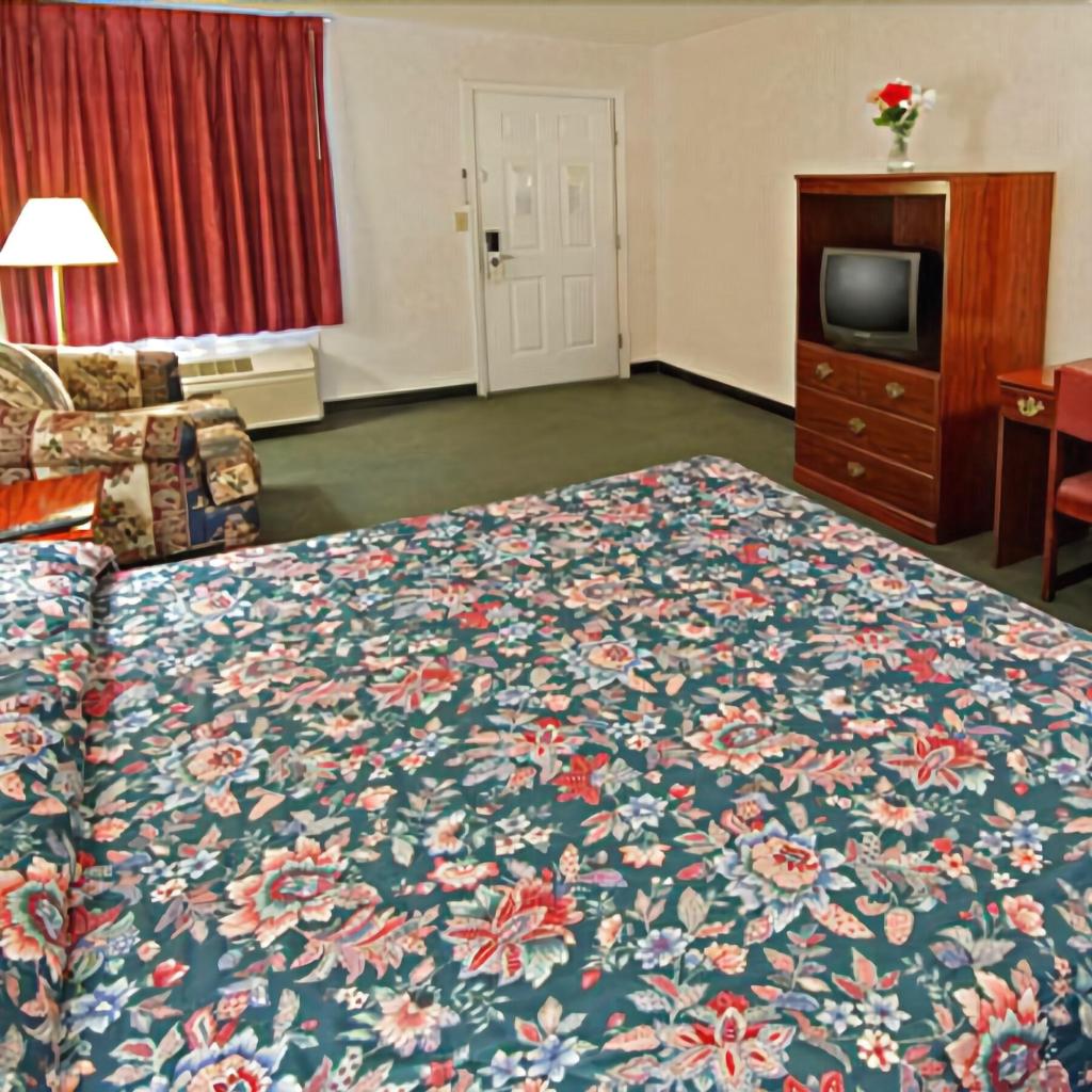 Suburban Inn