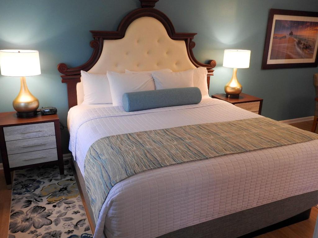 Seacoast Inn