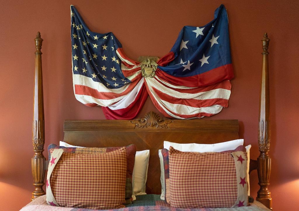Hillcrest Mansion Inn