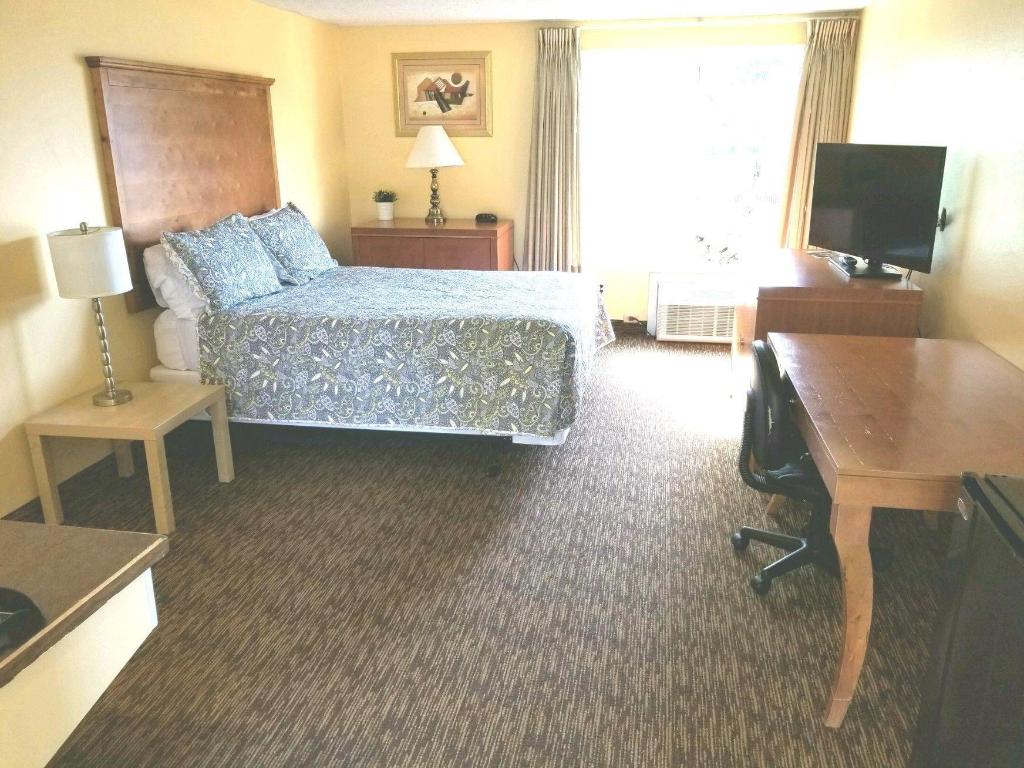Columbia Gorge Inn