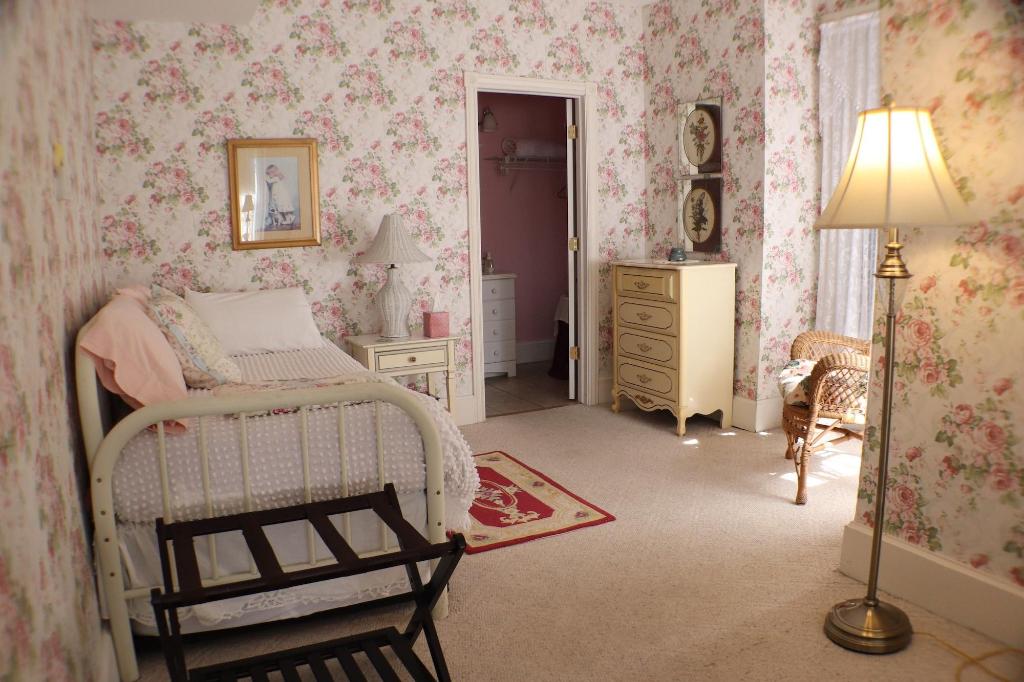 50 Lincoln Short North Bed And Breakfast