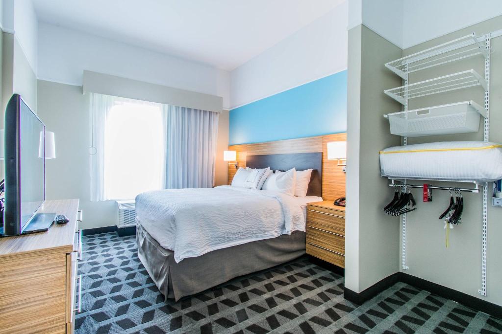 Towneplace Suites By Marriott Evansville Newburgh