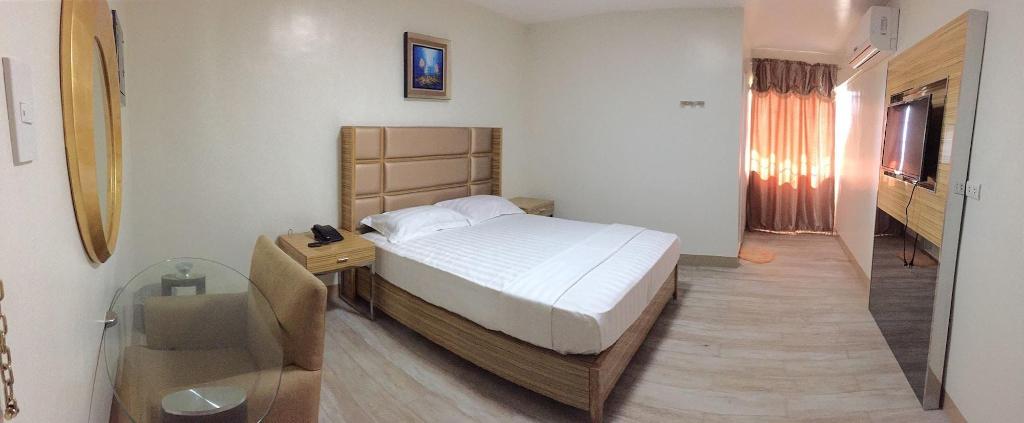 Meaco Hotel -Valenzuela
