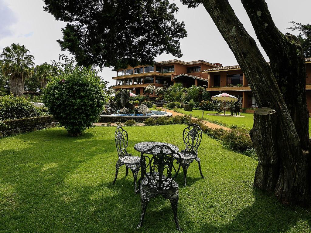 Hotel Pie De La Sierra