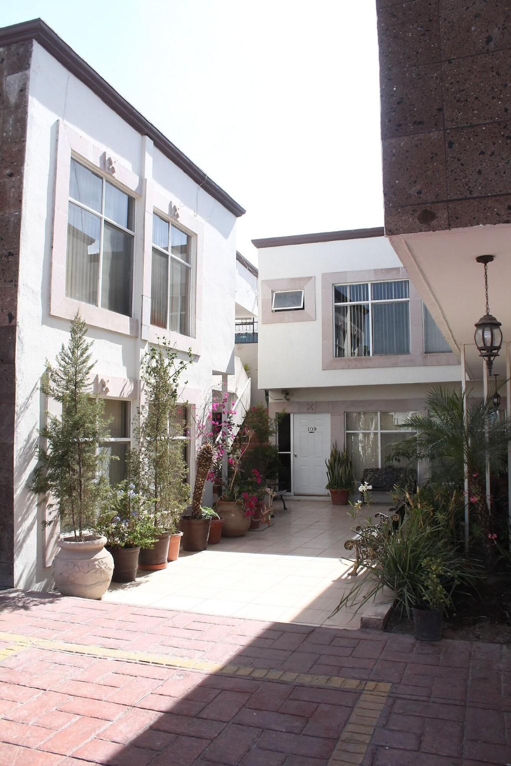 Hotel Rincón Real Suites