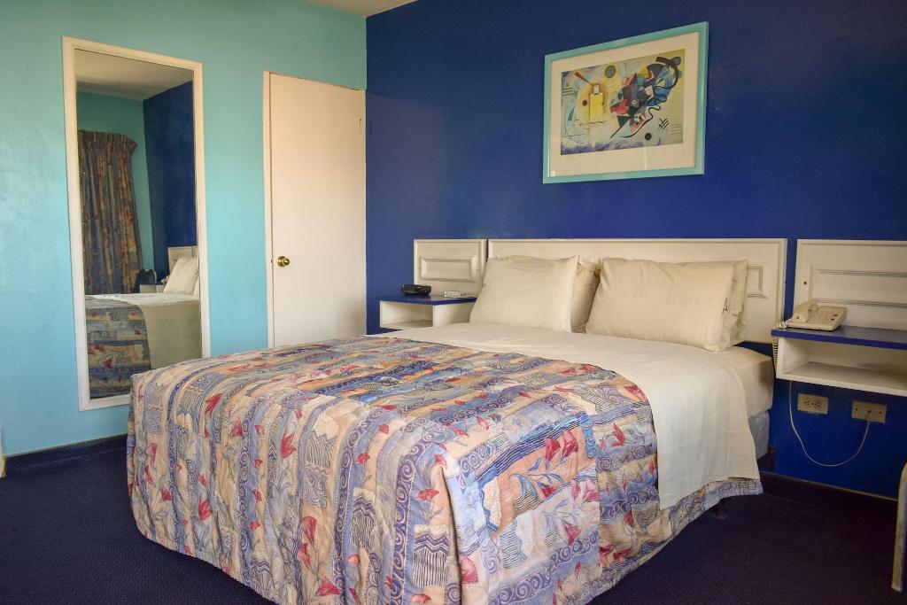 Hotel Pacific