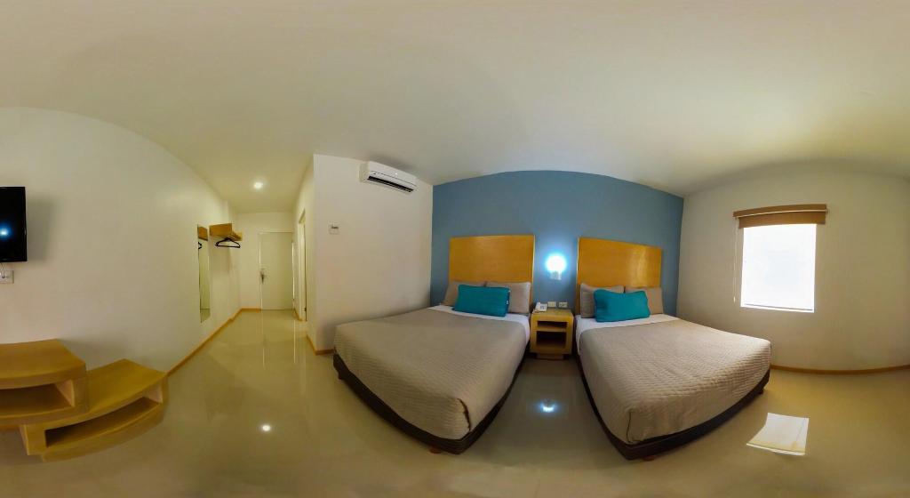 Capital Hotel