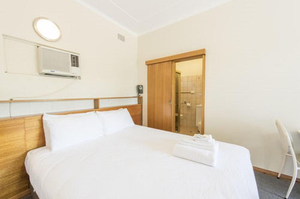 Gosford Inn Motel