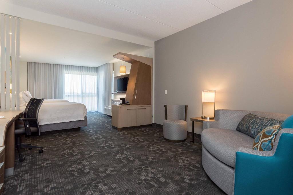 Courtyard by Marriott Fayetteville Fort Bragg/Spri
