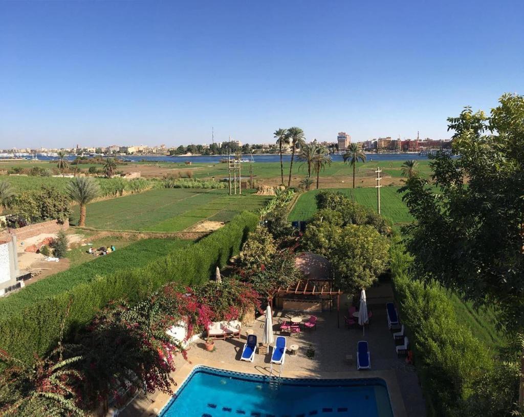 Nile Compound Hotel