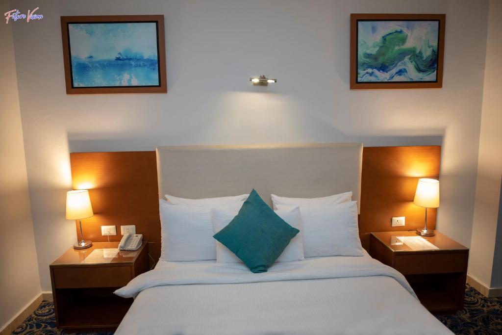 Rehana Plaza Hotel