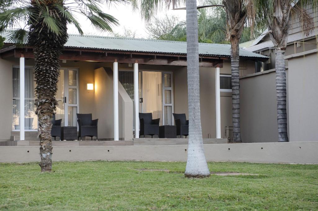 Palm Park Hotel