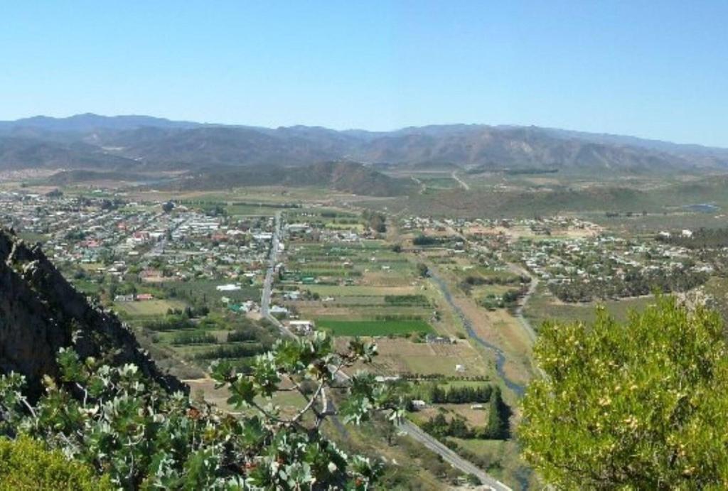 Koo Karoo Guest Lodge - Sports and Entertainment