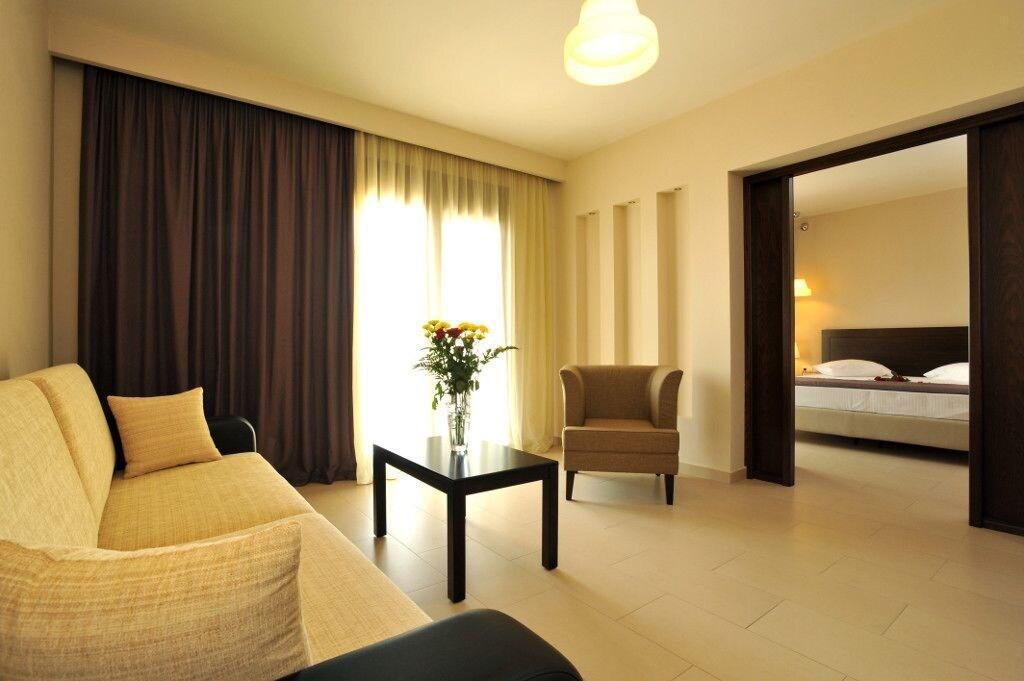 Hotel Porto Plaza Beach Resort