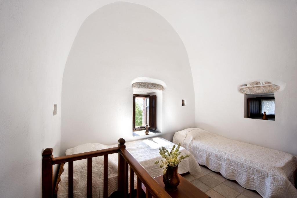 Arapakis Historic Castle